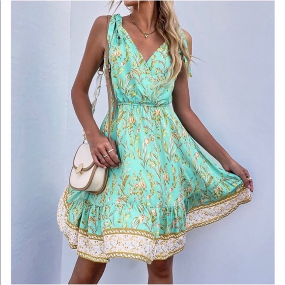 Boho Mint Floral Print Ruffle Dress - Picture 3 of 6